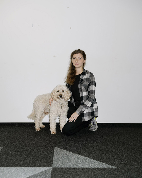 Portret Iryny z Charkowa z psem
